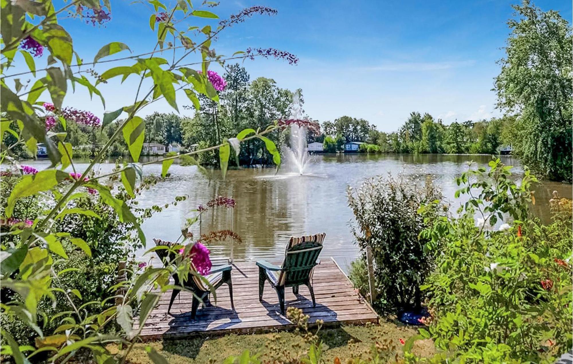Cozy Home In Oosterwolde With Sauna Zewnętrze zdjęcie